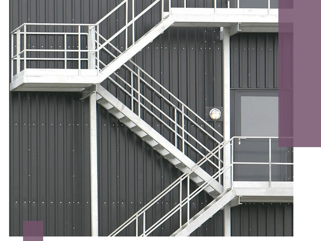 Изготовление и монтаж пожарных лестниц в Евпатории быстро и надежно