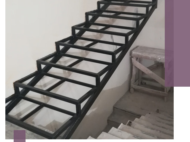 Демонтаж лестниц на металлокаркасе в Евпатории: быстрый вывоз и разбор