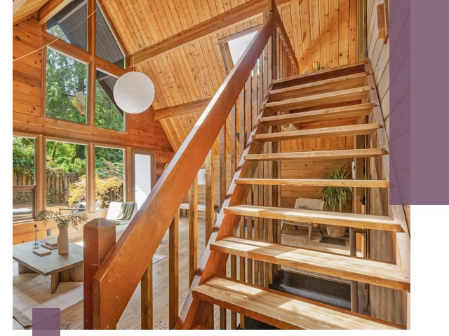 Лестницы для дачи под ключ в Евпатории — изготовление и монтаж