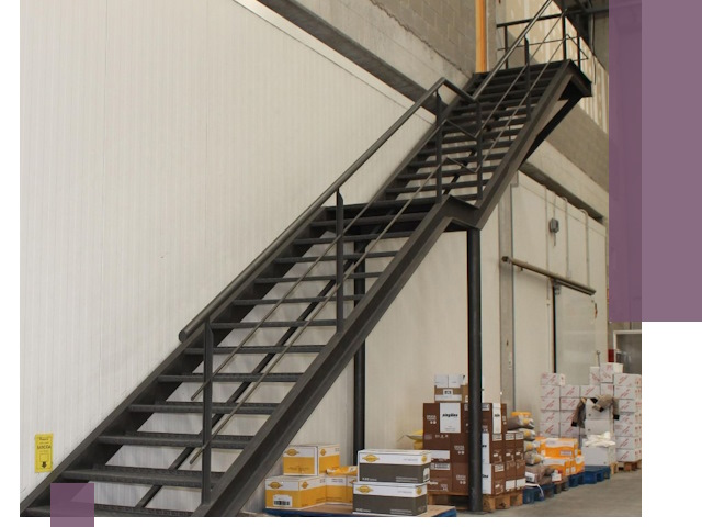 Лестницы для производства в Евпатории — изготовление и монтаж