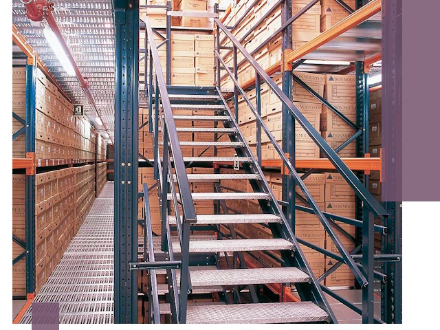 Лестницы складские прочные и безопасные под ключ в Евпатории