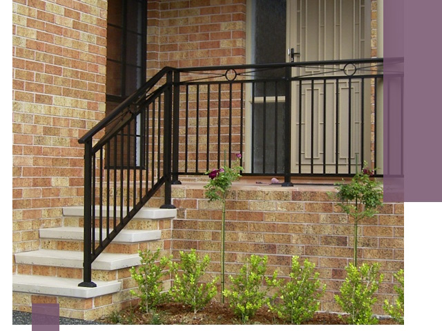 Уличные перила из металла под ключ в Евпатории