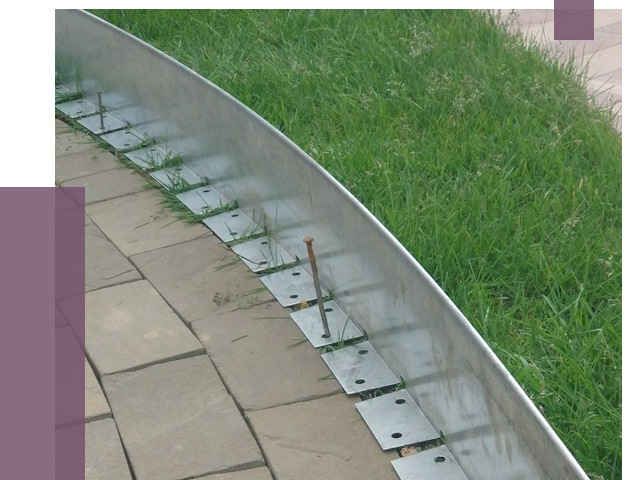 Металлические бордюры для тротуаров в Евпатории от 8953 руб.