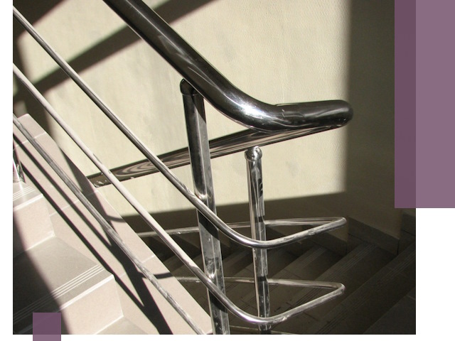 Поручни из нержавеющей стали под ключ в Евпатории